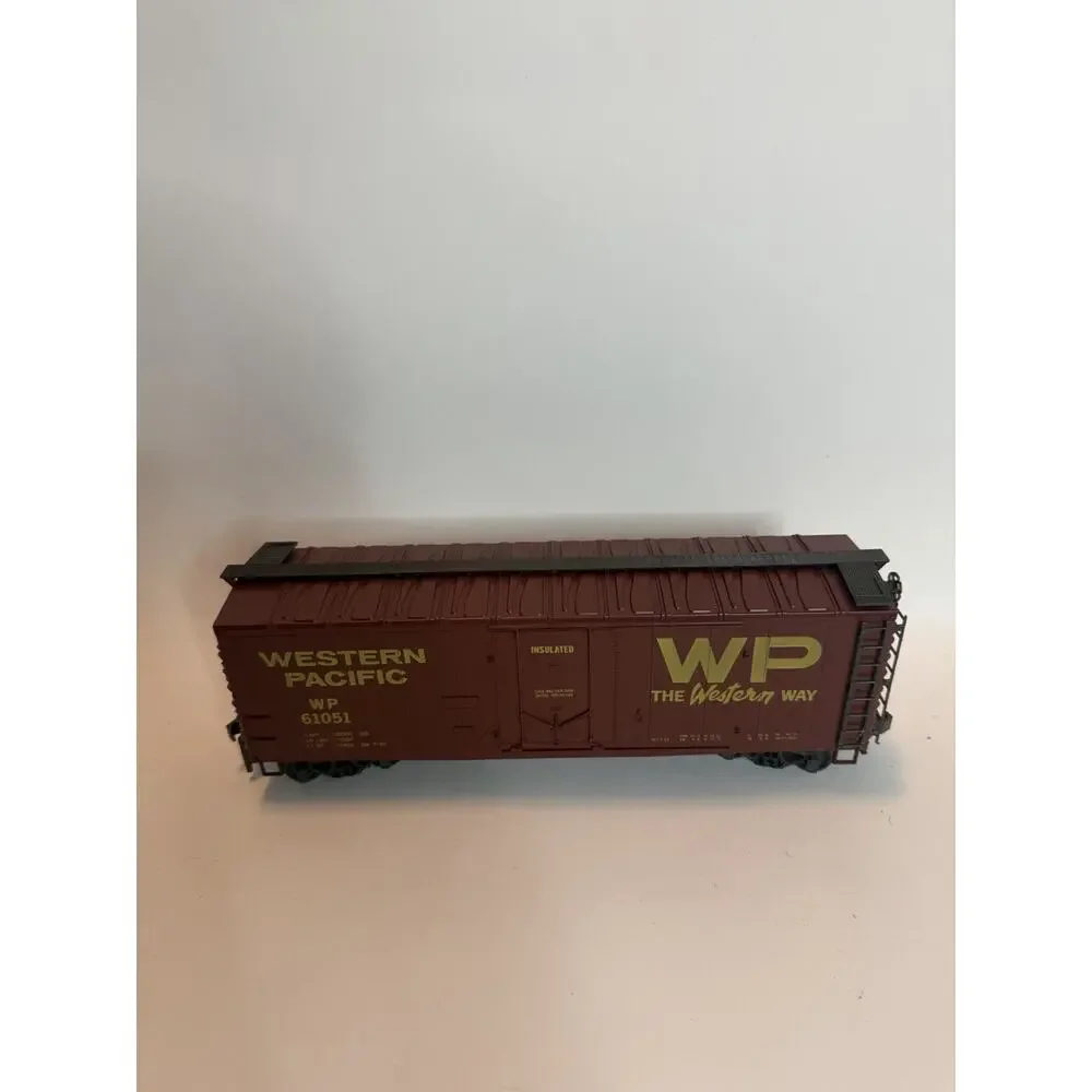 Atlas O Gauge Western Pacific Insulated Boxcar WP #61051 - O Scale
